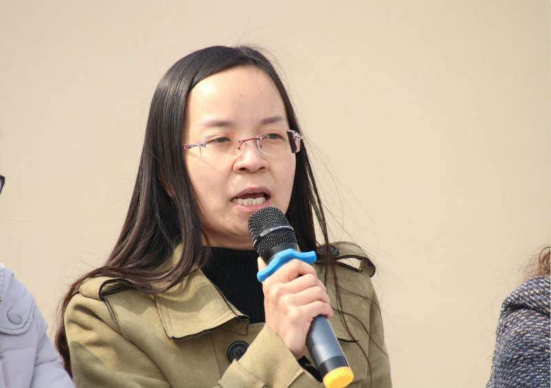 初二教师发言_meitu_2_meitu_18.jpg